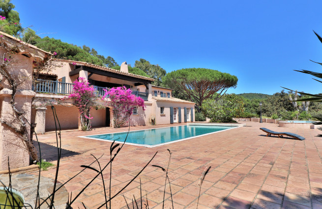 Provençal country house with sea view - charming - for sale - Croix-Valmer