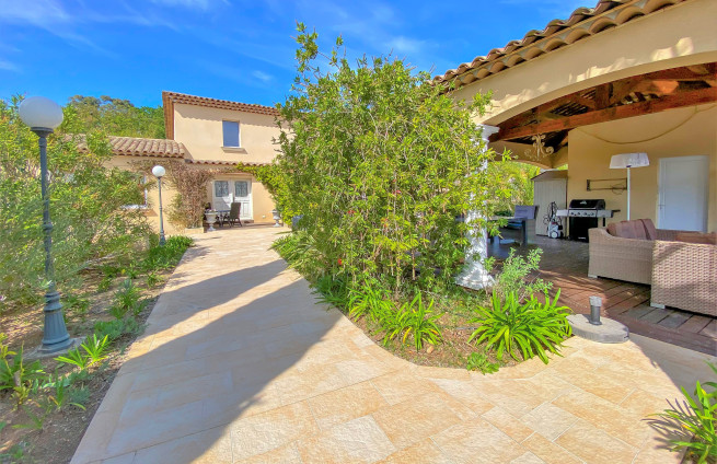 villa-for-sale-grimaud-golfe-saint-tropez