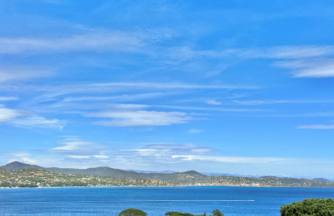 Panoramisch uitzicht op de baai van Saint-Tropez - exclusief perceel