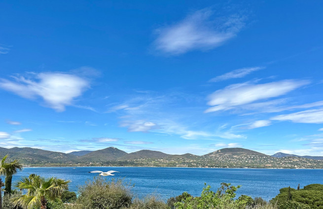 Zeldzame kans om een ​​bouwgrond te vinden in Gassin Sinopolis.