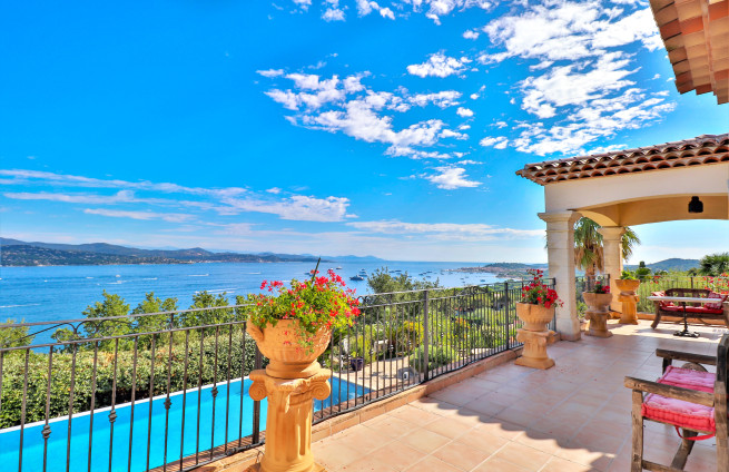 villa-with-breathtaking-sea-view-sinopolis