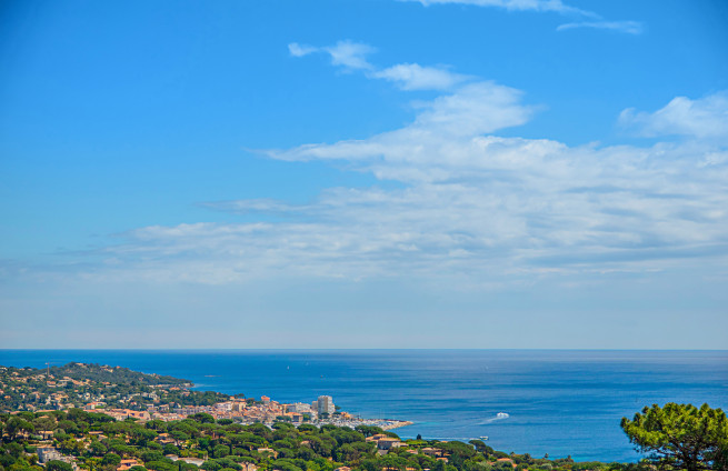 Luxe villa met zeezicht in Grimaud-Beauvallon-Bartole