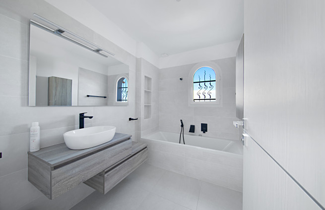 badkamerontwerp-gerenoveerde-villa-Grimaud