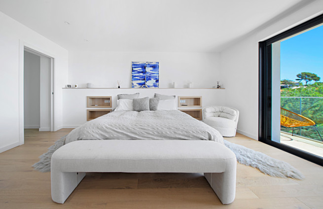 Hoofdslaapkamer met kingsize bed - comfort - villa - Les Issambres