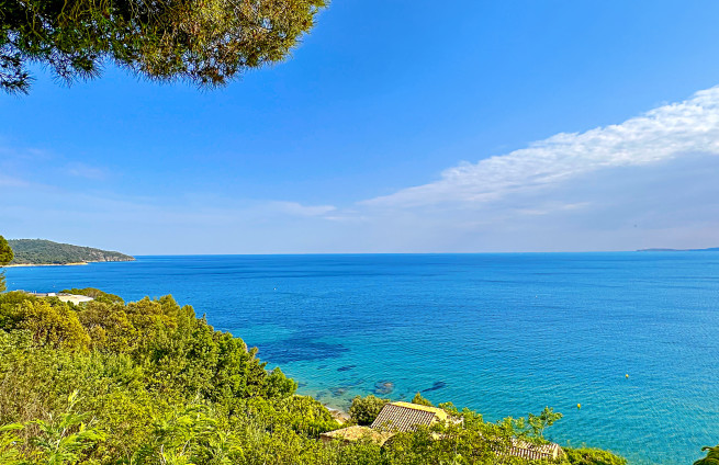 Strandwoning in Cap Lardier, Franse Rivièra