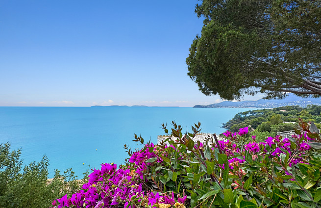 Strandwoning in Cap Lardier, Franse Rivièra