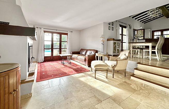 living room with fireplace, renovated Provençal villa, Grimaud