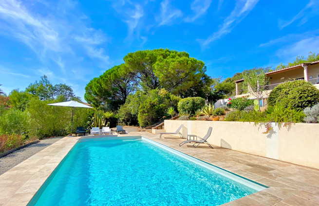 swimming pool, sunny terraces, villa, sea view
