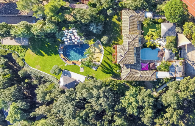 luxury villa in Gigaro with panoramic sea view at Cap Lardier