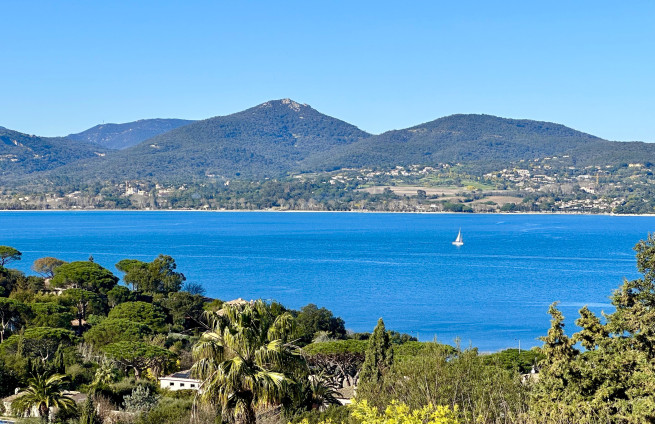 villa-vue-mer-gassin-golfe-saint-tropez
