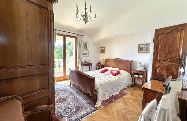 chambre-parentale-vue-mer-villa-provencale