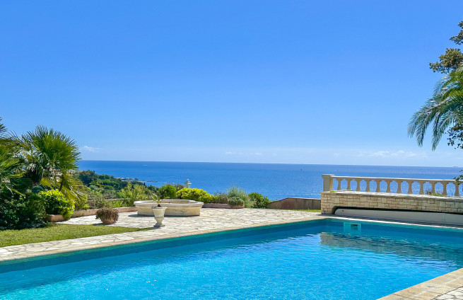 panoramisch-zee-panoramisch-uitzicht-villa-sainte-maxime