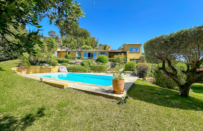 villa-te-koop-la-croix-valmer