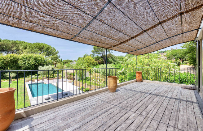 Grimaud master bedroom terrace
