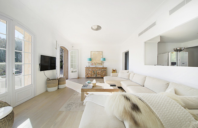 cozy living room - Grimaud-Beauvallon-Bartole property