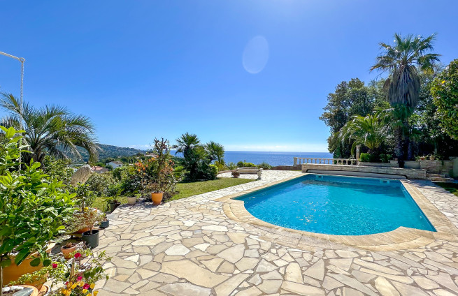 Piscine-chauffée-sel-sainte-maxime
