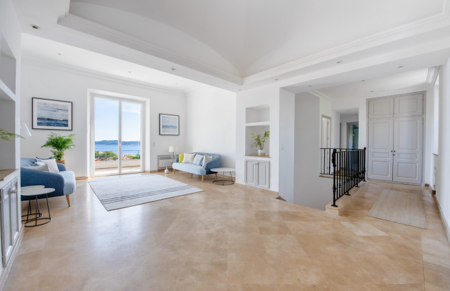 guest room property with sea view for sale - semaphore