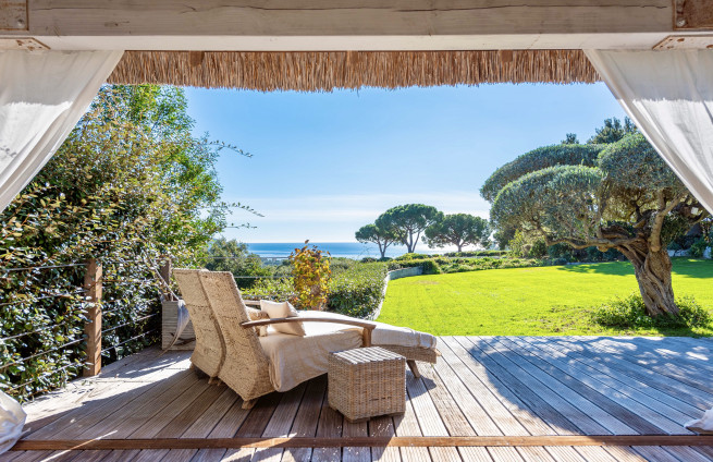 villa-tuin-appartement-aangelegd-zee-uitzicht-gigaro