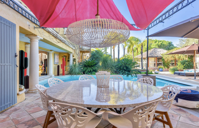 salle-à-manger-été-ombre-cote-azur-var