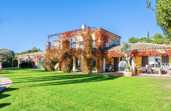 villa-propriete-gigaro-jardin-plat-la-croix-valmer