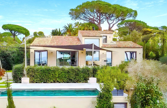 villa-moderne-vue-mer-sainte-maxime-semaphore