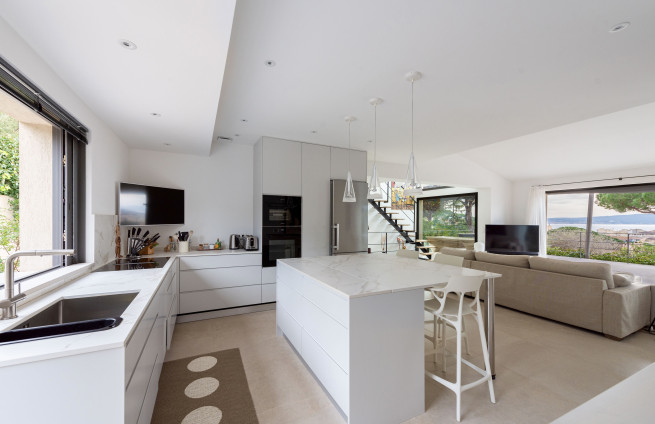 luxe-uitgeruste-keuken-sainte-maxime