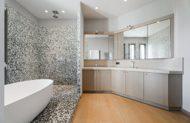 Luxe slaapkamersuite met eigen badkamer aan de Franse Rivièra