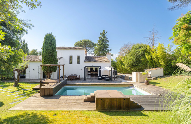 verwarmd zwembad luxe villa Gassin Provence