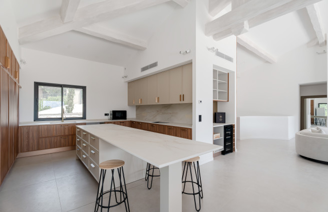 Amerikaanse keuken, wijnkelder, luxe villa