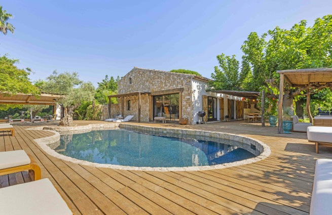 luxury villa Grimaud