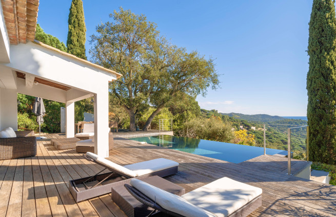 villa-sea-view-gigaro-panoramic-terrace