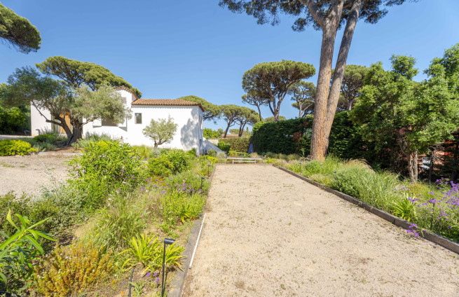 Bien immobilier exclusif proche plage