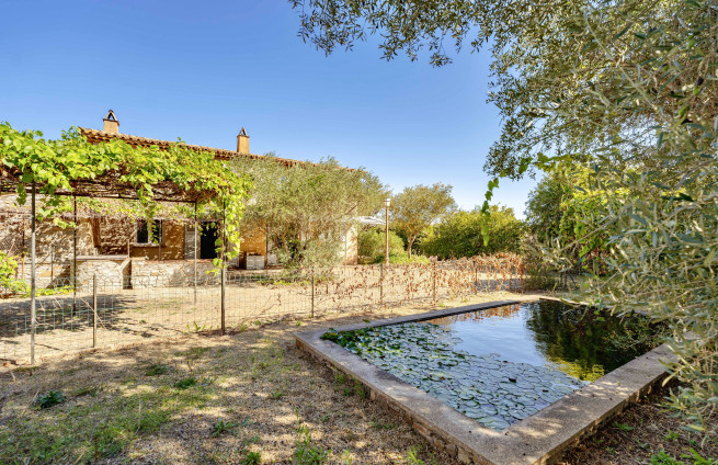 Villa for sale in Saint-Tropez, near Plage des Salins
