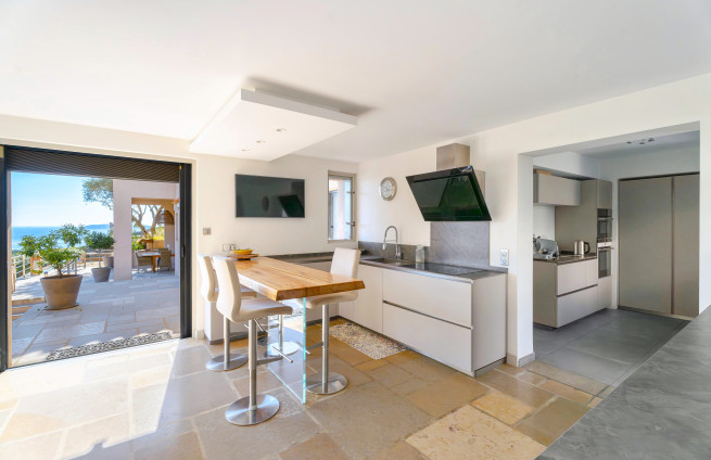 Design Intemporel Sainte-Maxime