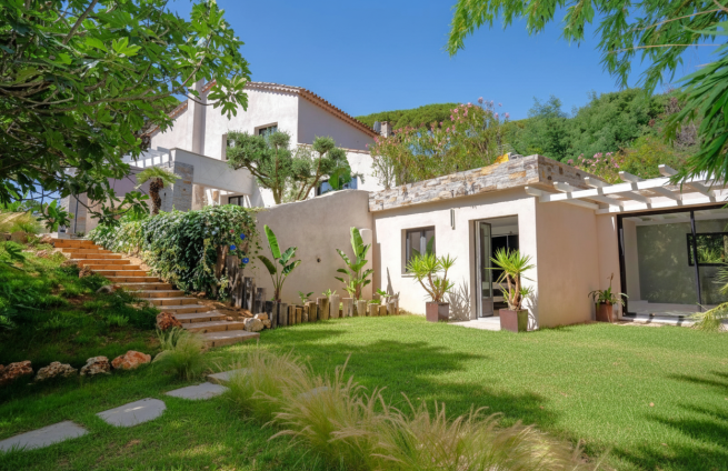 maison-vacances-luxe-proche-plages-port-grimaud