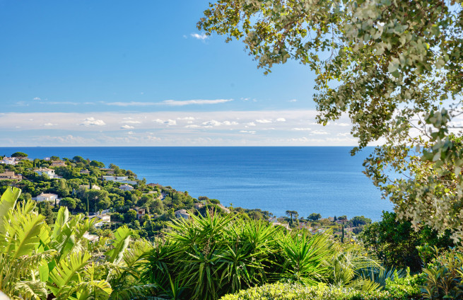 vue-mer-panoramique-villa-issambres