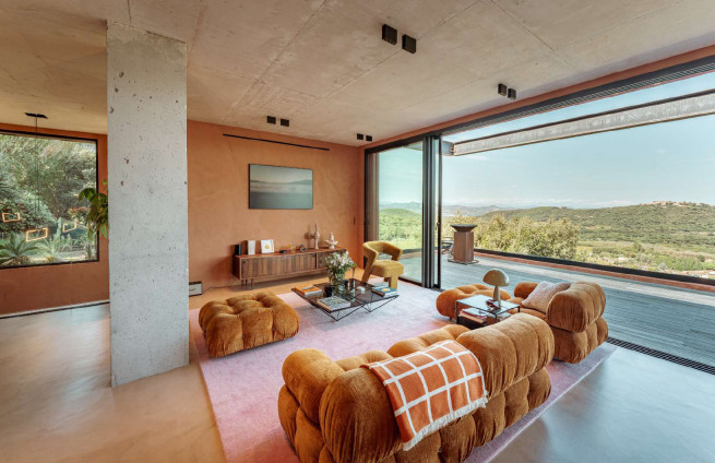 Sea view modern villa for sale in La Croix-Valmer