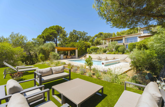 piscine-pool-house-villa-a-vendre-croix-valmer