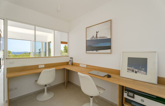 bureau-vue-mer-teletravail-maison-la-croix-valmer