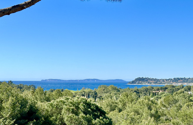 vue-mer-porquerolles-cavalaire-iles-mer-maison-a-vendre