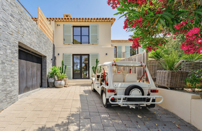 Villa vue mer à vendre à Sinopolis