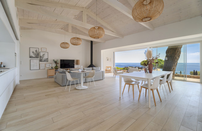 Villa de plain-pied vue mer panoramique à vendre à Sainte-Maxime