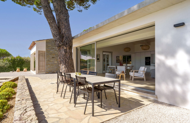 Villa de plain-pied vue mer panoramique à vendre à Sainte-Maxime