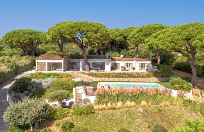 Villa de plain-pied vue mer panoramique à vendre à Sainte-Maxime