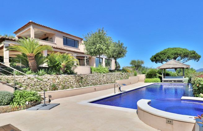 Exceptional villa in the Gulf of Saint-Tropez