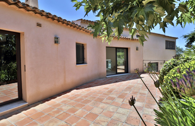 architecture-provence-moderne-villa-luxe-gassin