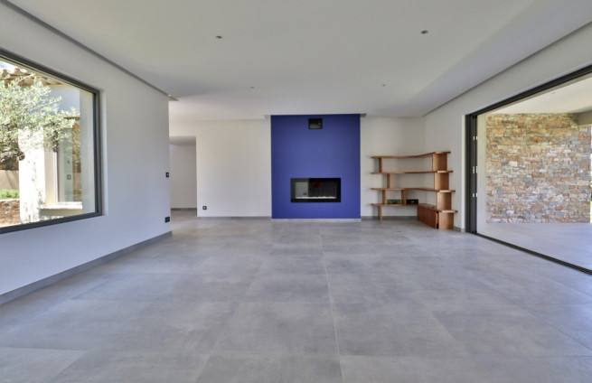 contemporary-living-room-new-villa-beauvallon-grimaud