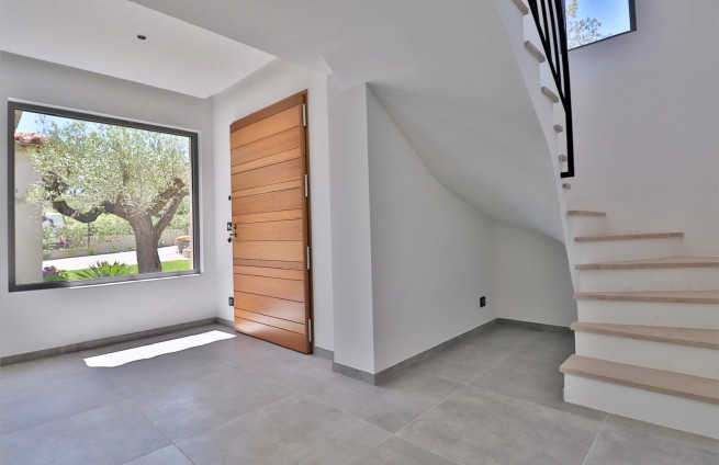 Entreehal - Villa Beauvallon - vlakbij de stranden van Grimaud