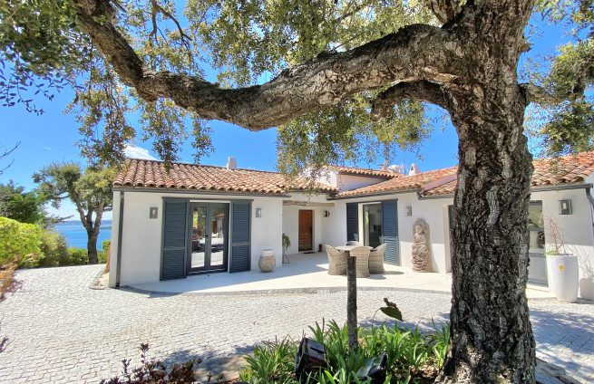 Propriété-domaine-fermé-sécurisé-Golfe-Saint-Tropez