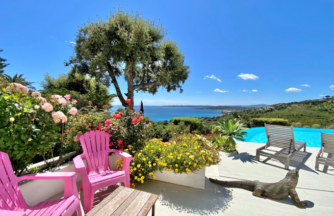 buy-villa-sea-view-near-nartelle-beach